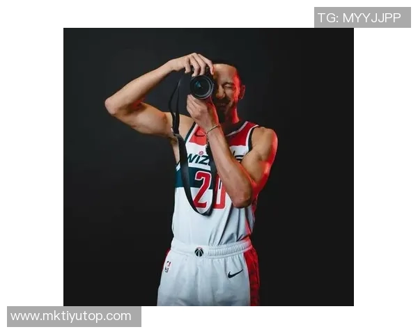 克拉克森亚布塞莱布罗格登加盟尼克斯替补阵容大升级新赛季冲击东决目标明确 克拉克森亚布塞莱布罗格登加盟尼克斯替补阵容大升级新赛季冲击东决目标明确