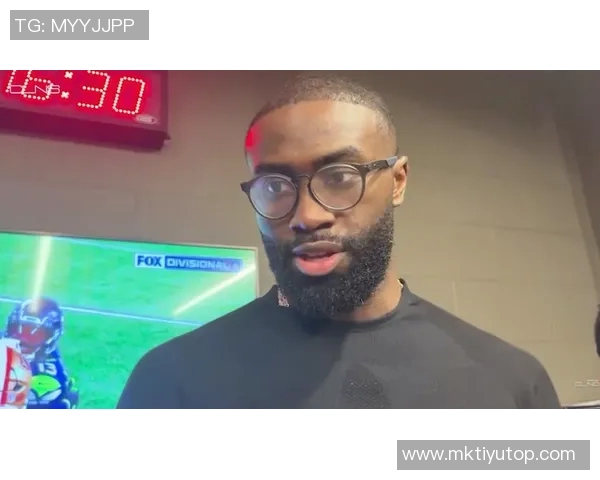 杰伦布朗称赞安芬尼西蒙斯全心投入球队毫无怨言展现职业精神 杰伦布朗称赞安芬尼西蒙斯全心投入球队毫无怨言展现职业精神