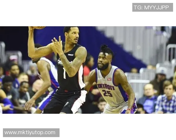 裁判明确表示比赛用球归雄鹿所有其他队员无权干涉此事